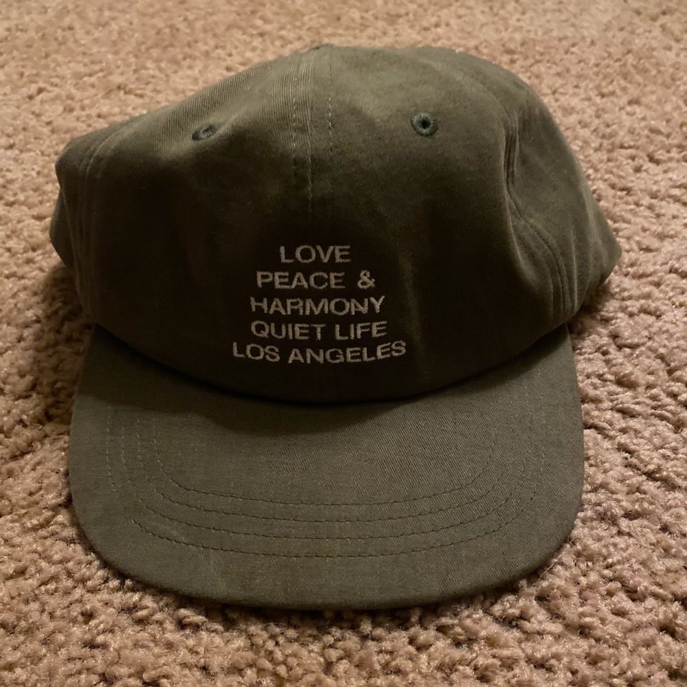 quite life hat